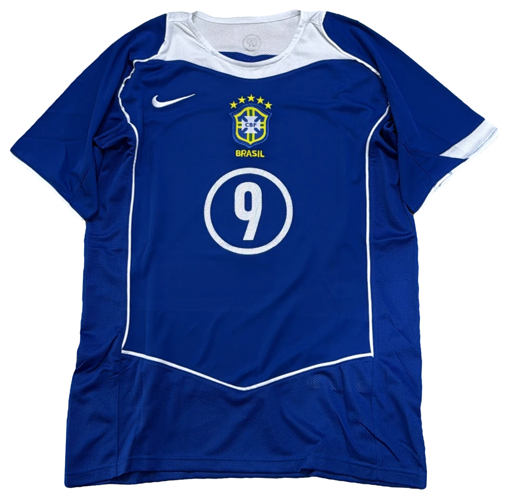 Camisa Brasil × Ronaldo, azul 9 no círculo, frente