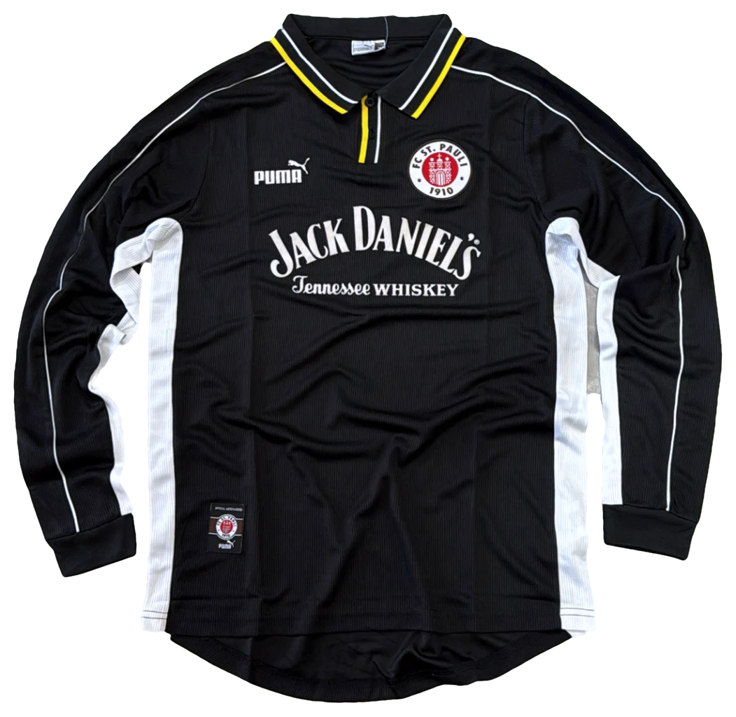 Camisa St. Pauli Preta, manga longa, frente