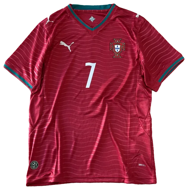 Camisa Portugal × CR7 Arte, vermelha
